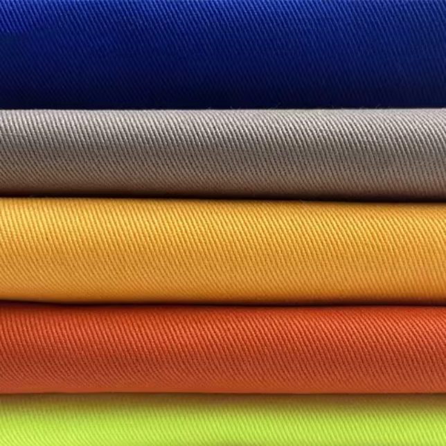 Tkanina drelich – mocna bawełna na odzież roboczą