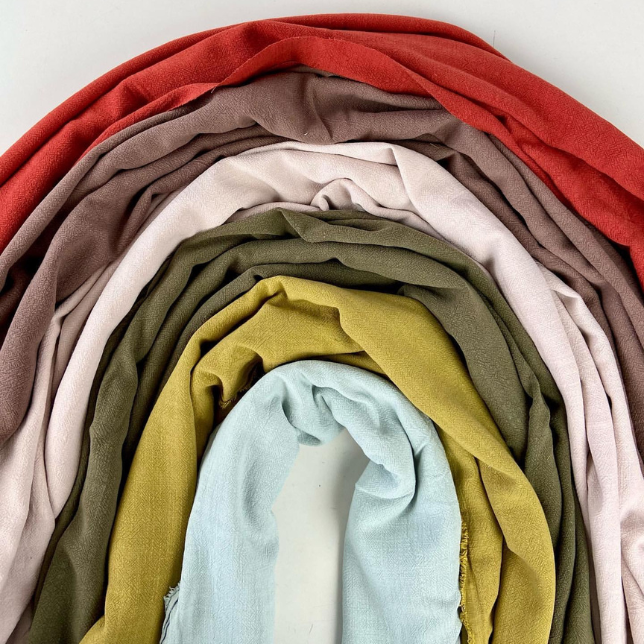 Len z wiskozą – len naturalny na ubrania i do wnętrz